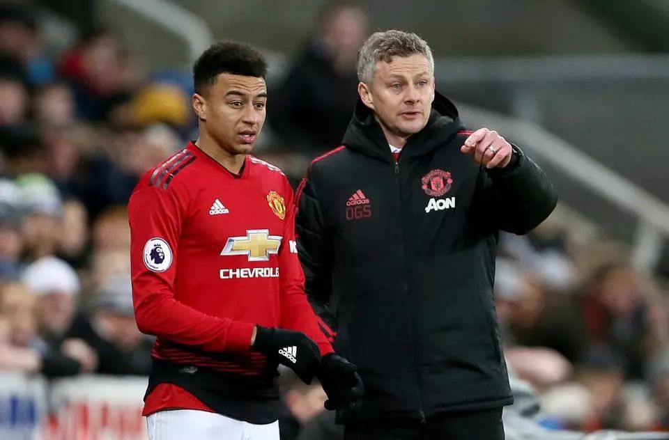 出運動員和 出運動員和